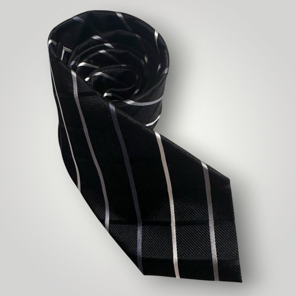 DONALD J. TRUMP Silk Tie Necktie Black/Gray Geometric Striped Necktie 100% Silk